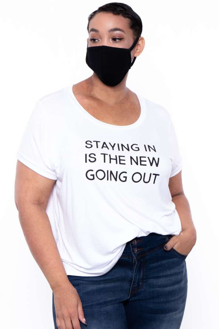 Sets * | Curvy Sense Plus Size Graphic "Staying In" Tee & Mask Set White