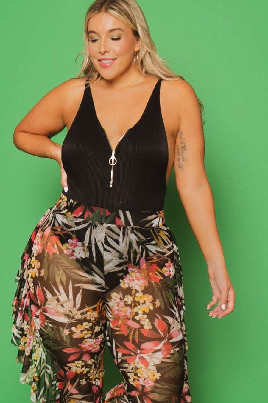 Bottoms * | Curvy Sense New Arrivals Plus Size Tropical Mesh Ruffle Pants Black