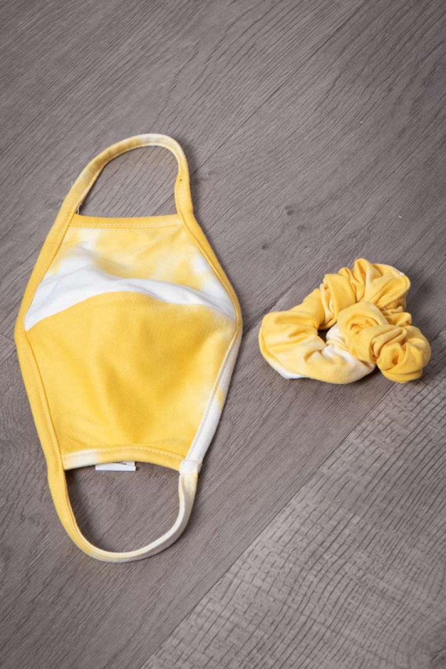 Sets * | Curvy Sense Washable Face Mask & Scrunchie Set Printed Yellow