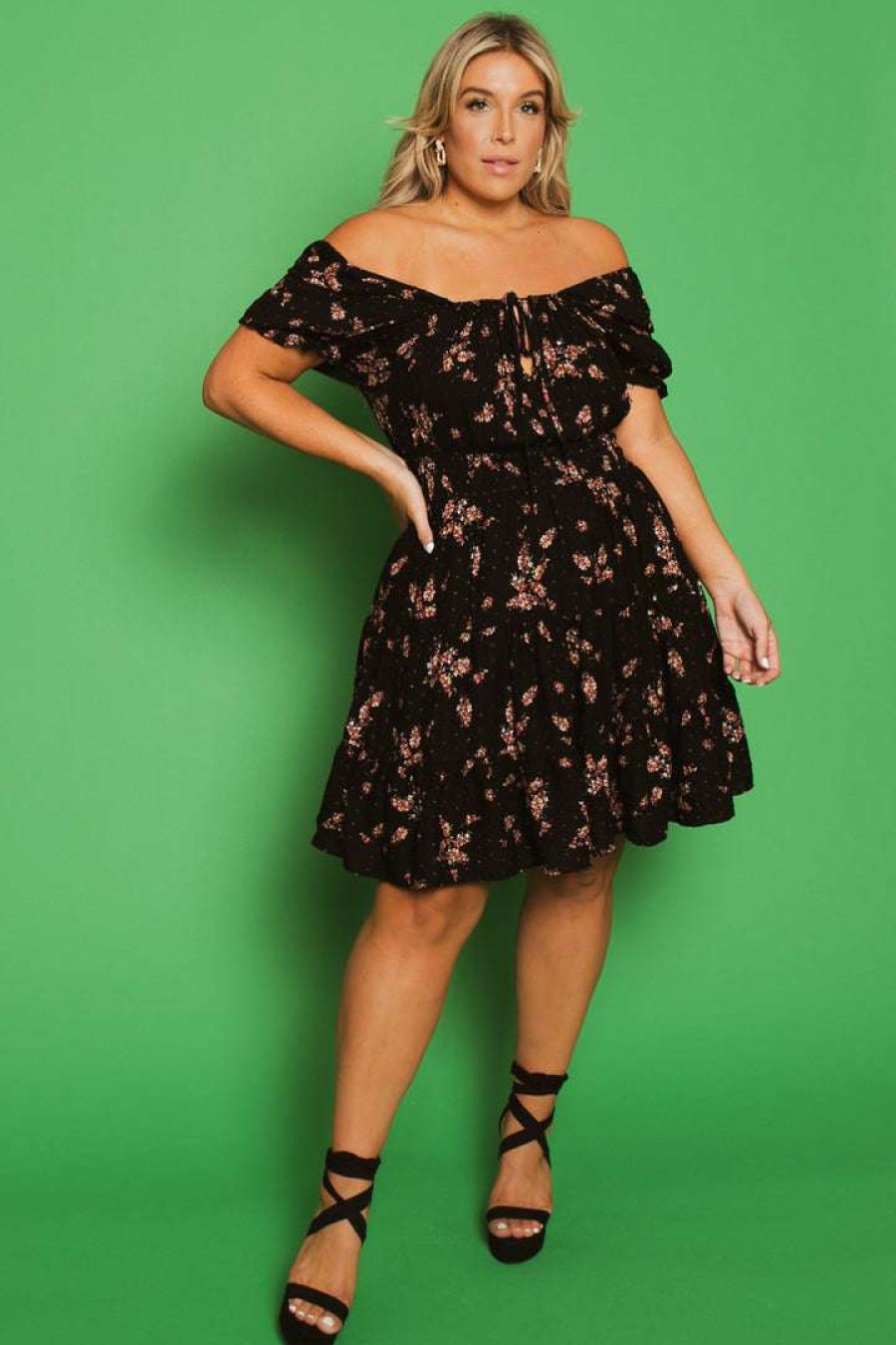 Dresses * | Curvy Sense New Arrivals Plus Size Floral Sienna Swiss Dot Keyhole Dress Black