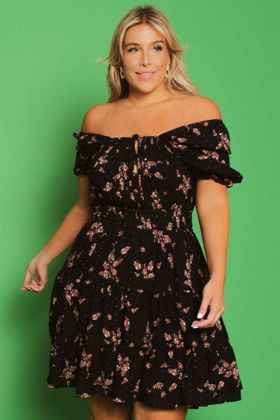 Dresses * | Curvy Sense New Arrivals Plus Size Floral Sienna Swiss Dot Keyhole Dress Black